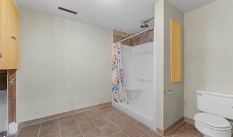 802 N Railroad St, Ainsworth, IA 52201
