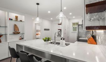 3950 Kalai Waa St C202, Kihei, HI 96753