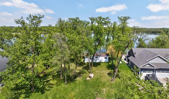 633 Cihlars Point Cir SW, Alexandria, MN 56308