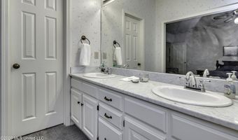 510 Bay Pointe Cir, Brandon, MS 39047