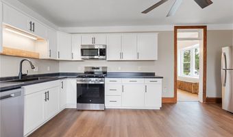 5785 Beechwood Ave, Alliance, OH 44601