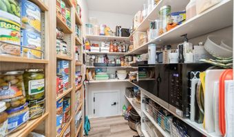 2333 Stonewood Ct SW, Altoona, IA 50009