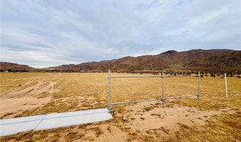 26000 Las Piedras, Apple Valley, CA 92308