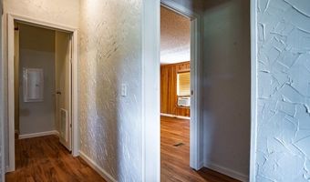 1376 Crouch Rd, Batesville, MS 38606