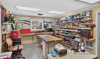 12 Dyal St, Baxley, GA 31513