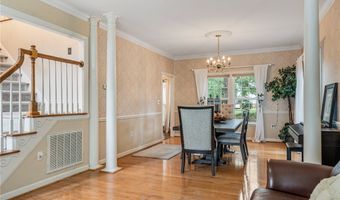 104 Roxbury Ct, Anderson, SC 29625
