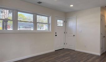 3323 Great Neck Rd, Amityville, NY 11701