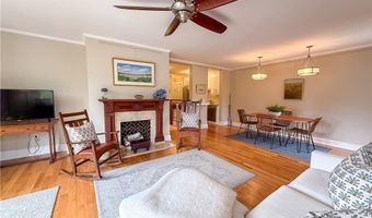 35 Chastellux Ave I, Newport, RI 02840