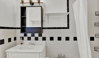3401 GREENWAY 105, Baltimore, MD 21218