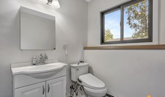 3223 Madison Way, Anchorage, AK 99508