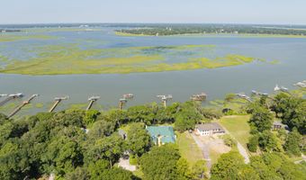 10 Settlers Cv, Beaufort, SC 29907