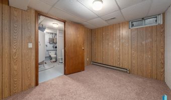 101 N Pipestone St 4, Brandon, SD 57005
