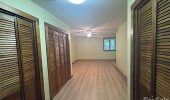 377 Upper Grassy Branch Rd, Asheville, NC 28805