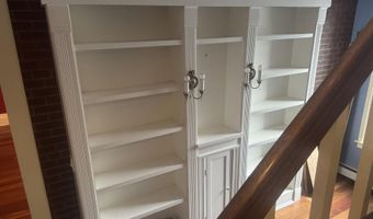 124 Hamilton St, Albany, NY 12207