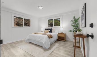 4819 Likini St, Honolulu, HI 96818