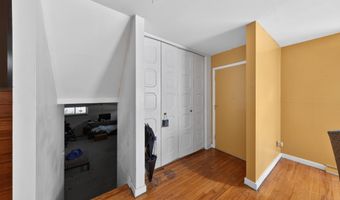 178 W SHELLEY Dr, Claymont, DE 19703