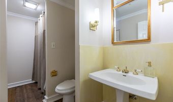 73 Fairway Oaks Blvd, Abilene, TX 79606