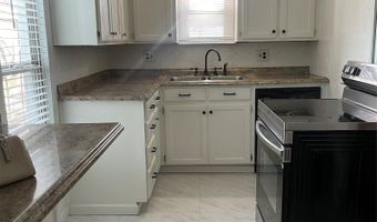110 S Hubbard St, Alvord, TX 76225