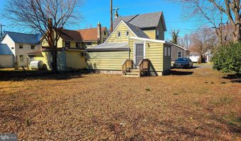 15 E 4TH St, Blades, DE 19973