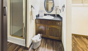 186 E Gay Dr, Alexandria, IN 46001