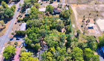 254 8th St, Apalachicola, FL 32320