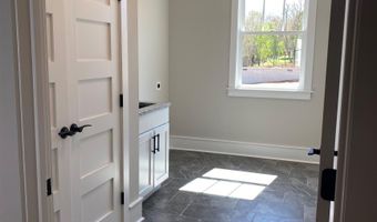 804 Batten Cottage Ct, Boiling Springs, SC 29316