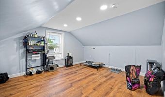 102 Mount Pleasant Ave, Boston, MA 02119