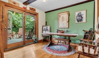 19 W Illinois Ave, Absecon, NJ 08201