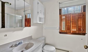 70 Smith Ln, Burlington, CT 06013