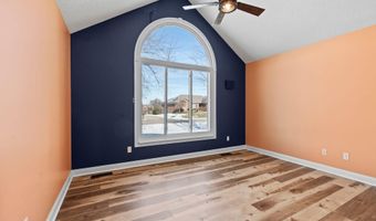126 Deep Springs Dr, Bardstown, KY 40004