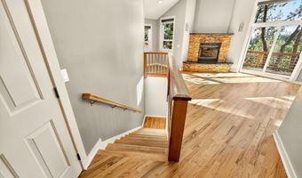 774 Lisa Ln, Ashland, OR 97520