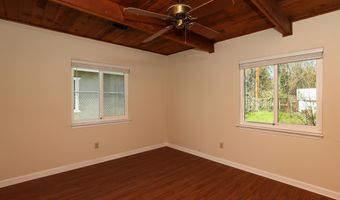 2867 Pinto Ln, Anderson, CA 96007