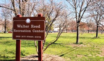 1315 S WALTER REED DR # 17101 204, Arlington, VA 22204