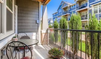 17126 SW SNOWDALE St 106, Beaverton, OR 97007