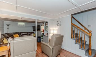 24 Columbus Blvd, Cranston, RI 02910