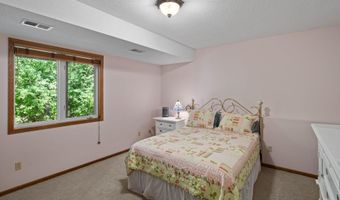 12755 Falcon Ct, Apple Valley, MN 55124