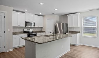 122 Chedworth Dr, Angier, NC 27501