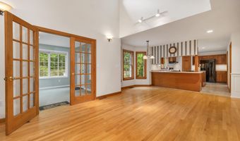 9 Wildwood Rd, Auburn, NH 03032