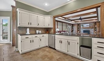 2508 Glynnwood Ln, Bartlesville, OK 74006
