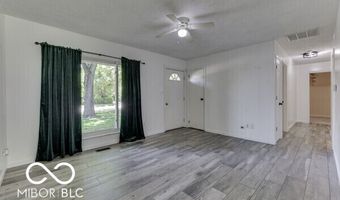 18 Maple Dr, Bargersville, IN 46106