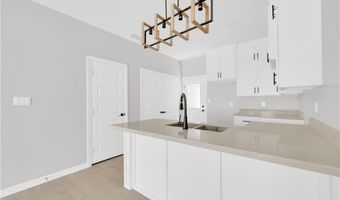 909 13th St, Alamo, TX 78589