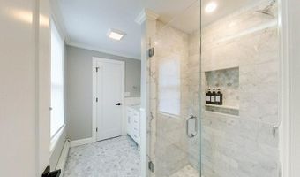 30 Prospect Hl 2, Newport, RI 02840