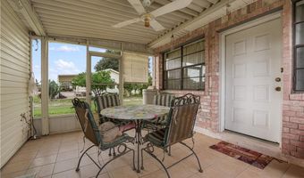 1009 Las Flores Dr, Alamo, TX 78516