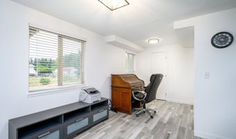 705 GOUCHER St, Amity, OR 97101