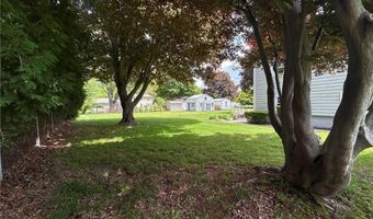 28 Eveready Ave, Bristol, RI 02809