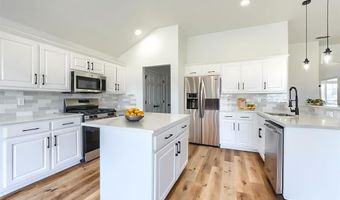123 Rolling Spring Dr, Aledo, TX 76008