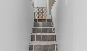 687 Hopping Rd, Belford, NJ 07718