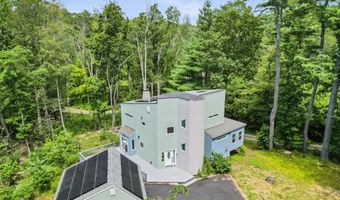 90 Red Hill Rd, Branford, CT 06405
