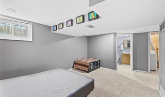 9557 Cantwell Dr, Affton, MO 63123