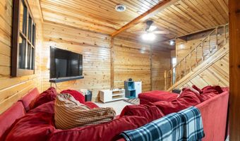 1764 County Road 66 Rd, Auburn, IN 46706
